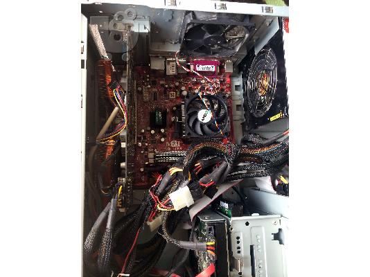 PoulaTo: Υπολογιστης Amd doual 2.4, Ram 4GB, VGA 1GB
